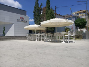 Kiralık Şemsiye